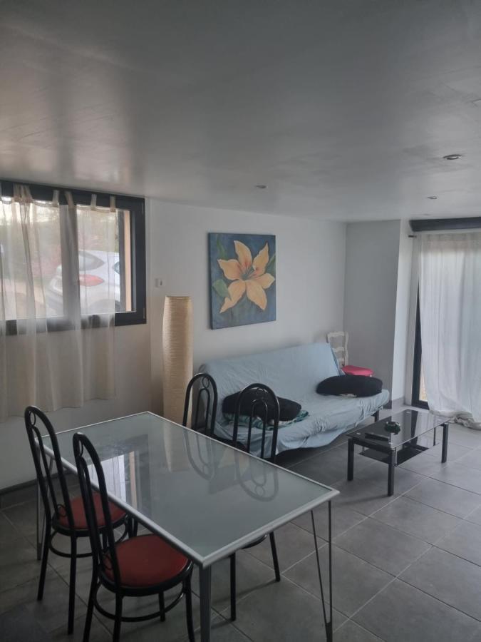 Jolie grand appartement T2 Les Aiguiers Extérieur photo